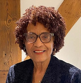 Barbara Reynolds